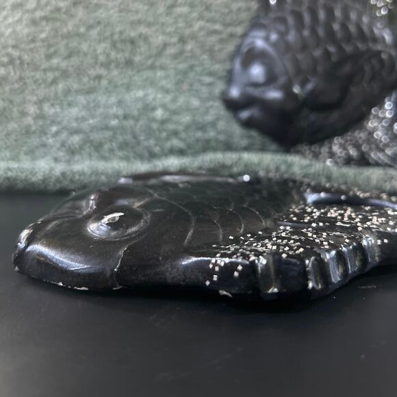 1954 Miller Studios Chalkware Kissing Fish Plaster Black and Sparkly MCM - Picture 11 of 14